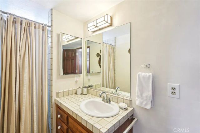 27403 Alpen Drive, Lake Arrowhead, CA 92352