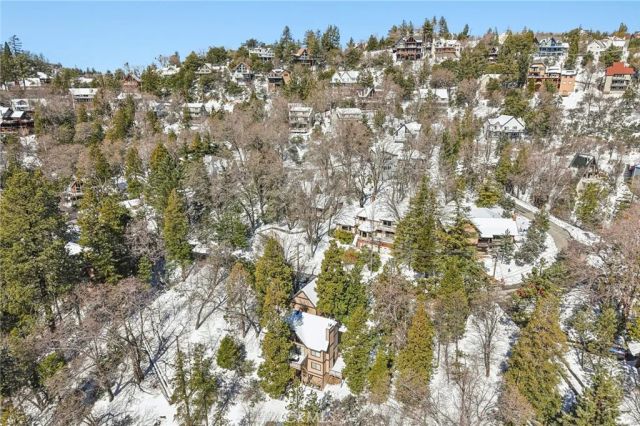 27403 Alpen Drive, Lake Arrowhead, CA 92352