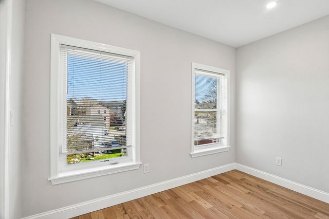 71 Albion St A, Somerville, MA 02143