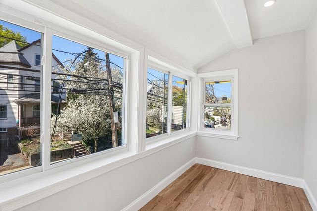 71 Albion St A, Somerville, MA 02143