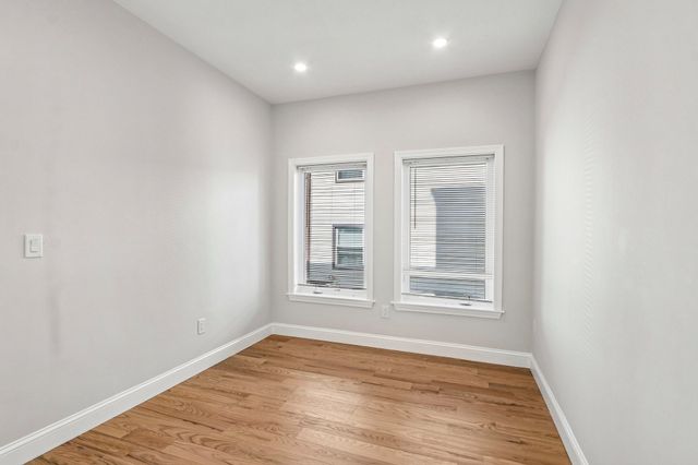 71 Albion St A, Somerville, MA 02143
