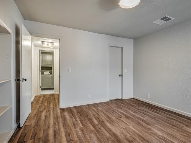 11403 Springhollow Road 202, Oklahoma City, OK 73120