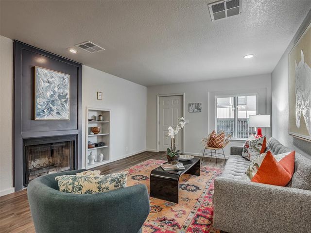 11403 Springhollow Road 202, Oklahoma City, OK 73120