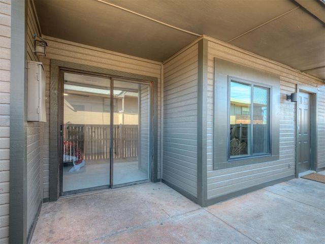 11403 Springhollow Road 202, Oklahoma City, OK 73120