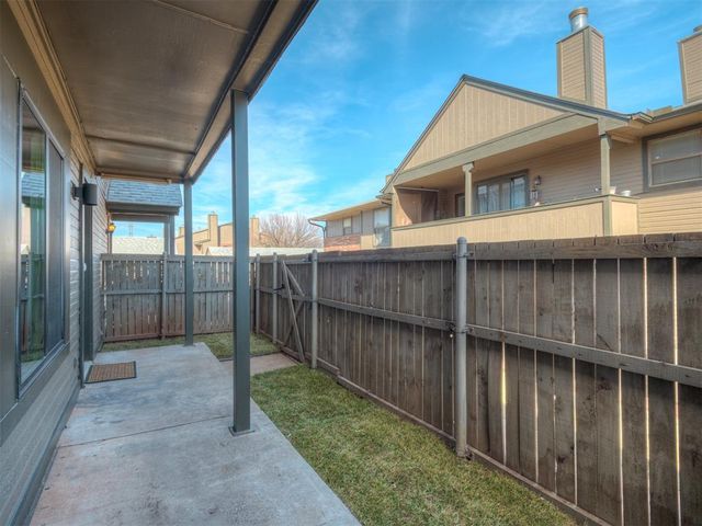 11403 Springhollow Road 202, Oklahoma City, OK 73120