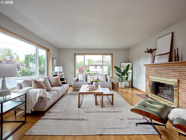 5407 Ne HANCOCK St, Portland, OR 97213