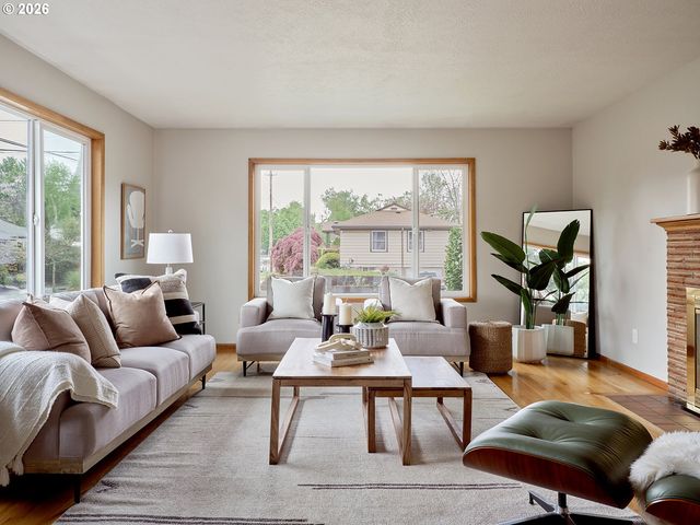 5407 Ne HANCOCK St, Portland, OR 97213