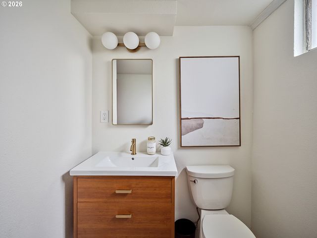 5407 Ne HANCOCK St, Portland, OR 97213