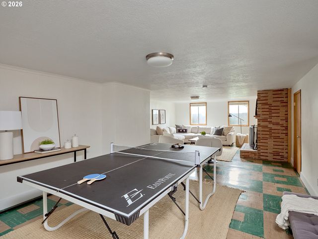 5407 Ne HANCOCK St, Portland, OR 97213