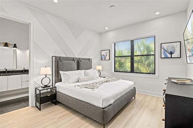 129 MCKINLEY DRIVE, Sarasota, FL 34236