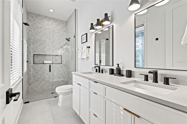 129 MCKINLEY DRIVE, Sarasota, FL 34236