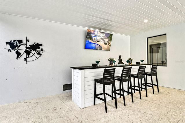 129 MCKINLEY DRIVE, Sarasota, FL 34236