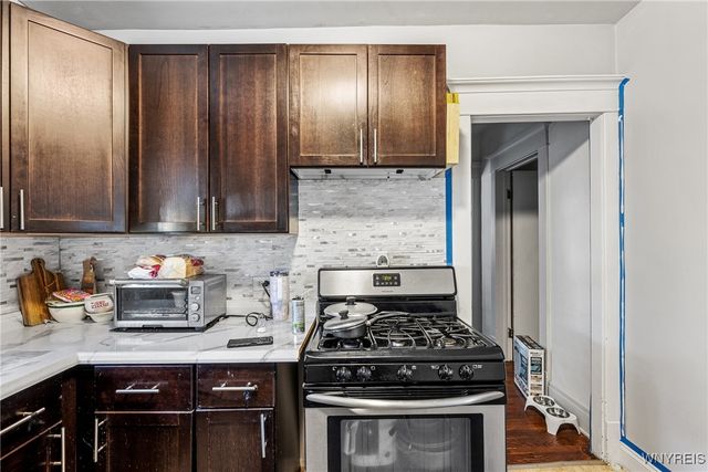 61 Baxter Street, Buffalo, NY 14207