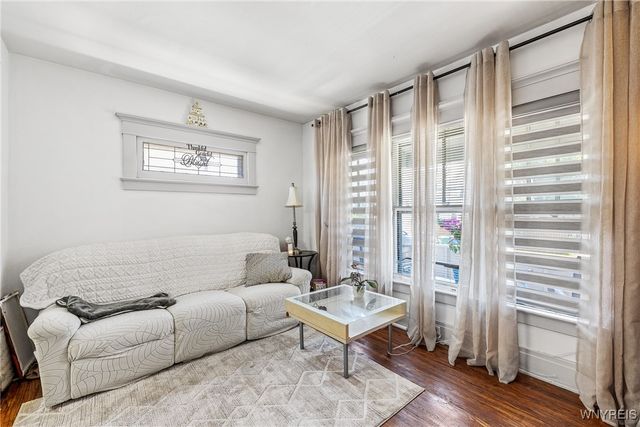 61 Baxter Street, Buffalo, NY 14207