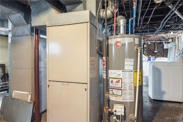 61 Baxter Street, Buffalo, NY 14207