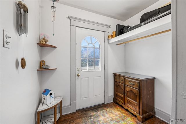 61 Baxter Street, Buffalo, NY 14207