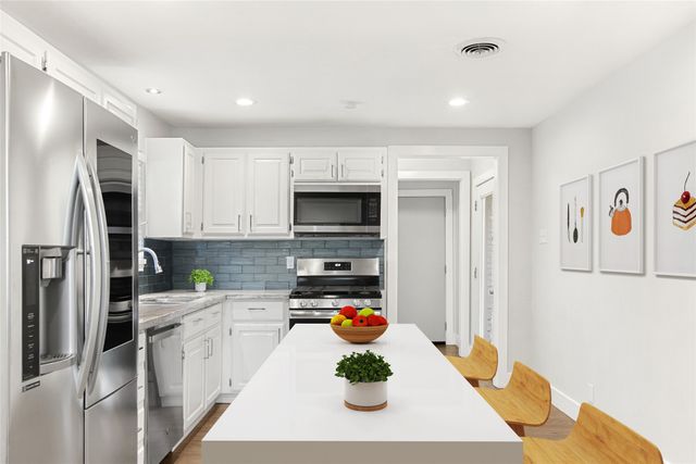 10005 Newcombe Drive, Dallas, TX 75228