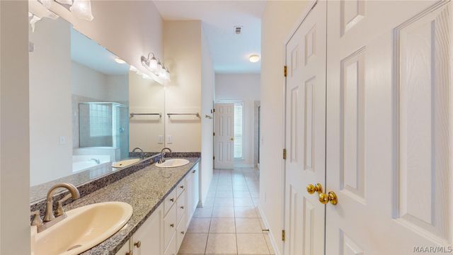 1125 AUTUMN RIDGE Road, Montgomery, AL 36117