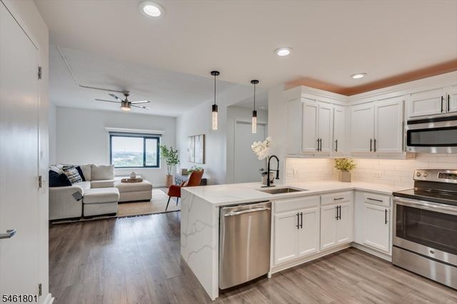 1 Carriage City Plz 1513, Rahway City, NJ 07065