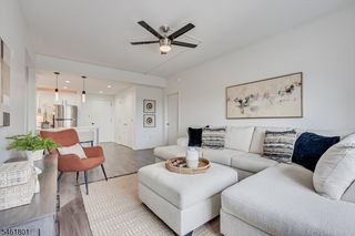 1 Carriage City Plz 1513, Rahway City, NJ 07065