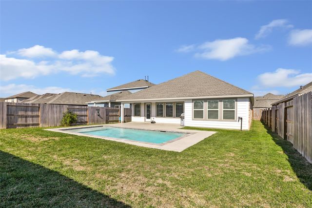 22464 Mountain Pine Drive, New Caney, TX 77357