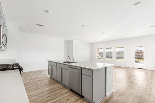 22464 Mountain Pine Drive, New Caney, TX 77357