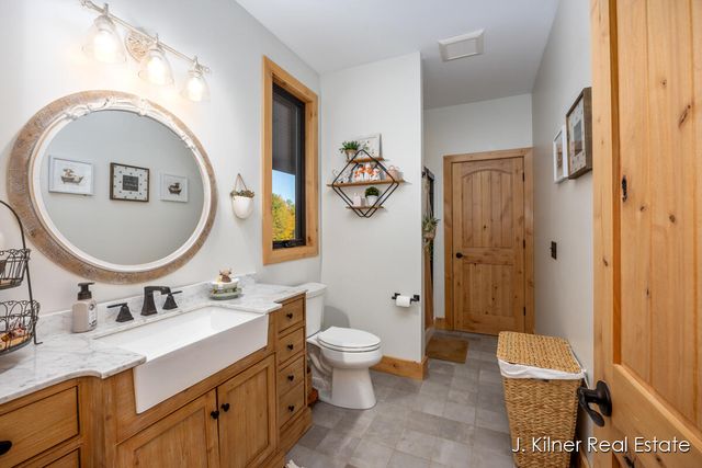 4390 22 Mile Road NW, Kent City, MI 49330