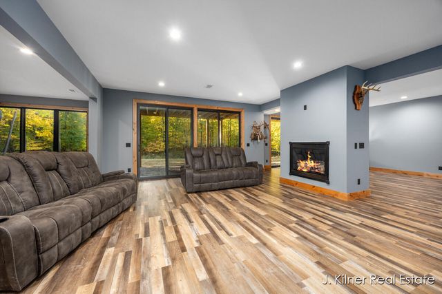 4390 22 Mile Road NW, Kent City, MI 49330