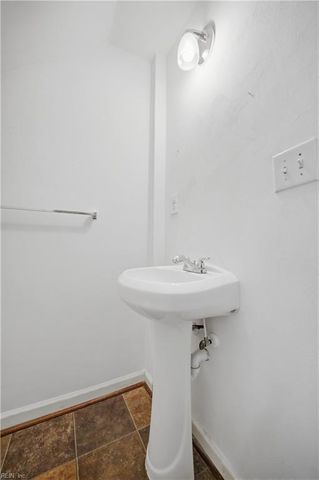 2103 Elm AVE, Portsmouth, VA 23704