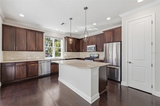 309 S FREMONT AVENUE 3, Tampa, FL 33606