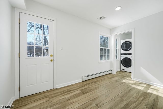 15 Glen Rd, Parsippany-troy Hills Twp., NJ 07054