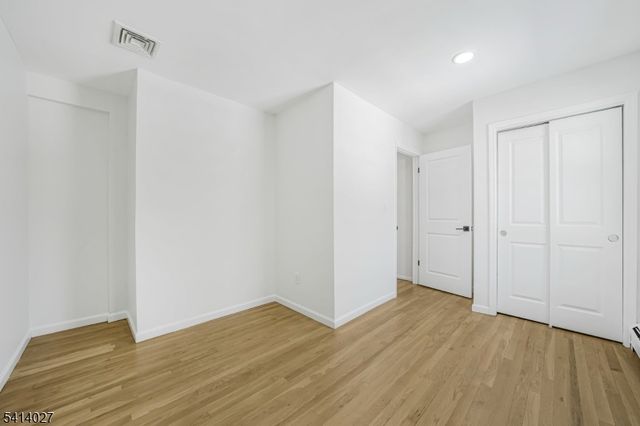 15 Glen Rd, Parsippany-troy Hills Twp., NJ 07054