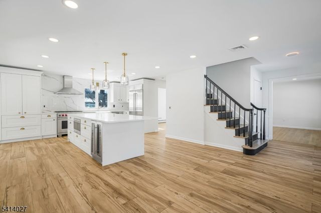 15 Glen Rd, Parsippany-troy Hills Twp., NJ 07054