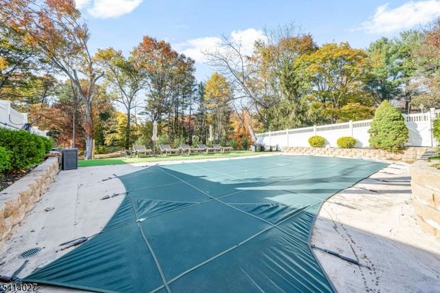 15 Glen Rd, Parsippany-troy Hills Twp., NJ 07054