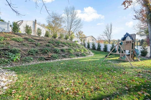 15 Glen Rd, Parsippany-troy Hills Twp., NJ 07054