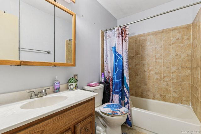 44 Nadine Lane, Port Jefferson Station, NY 11776