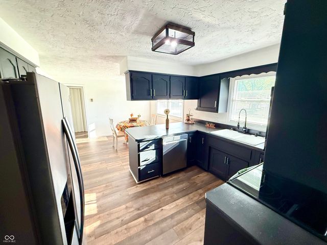 1328 N 300 E, Anderson, IN 46012