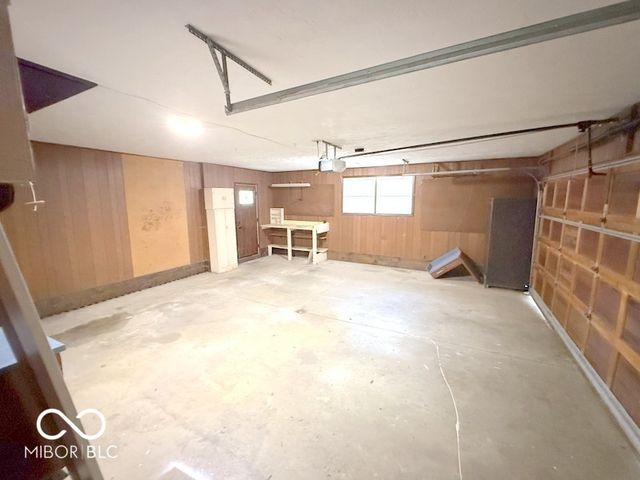 1328 N 300 E, Anderson, IN 46012