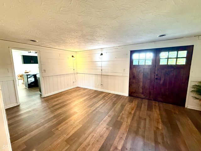 1328 N 300 E, Anderson, IN 46012