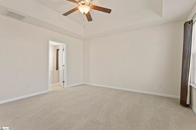 567 Shoreline Boulevard, Boiling Springs, SC 29316