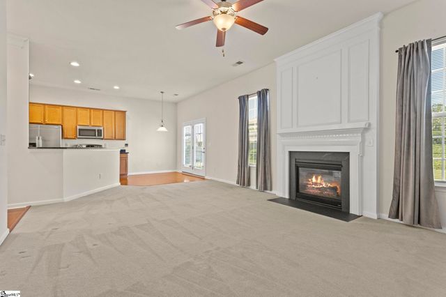 567 Shoreline Boulevard, Boiling Springs, SC 29316