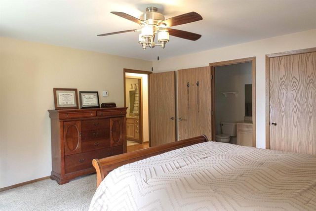 73 UNIVERISTY DRIVE, Fond Du Lac, WI 54935
