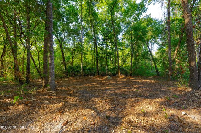 3075 BISHOP ESTATES Road, St. Johns, FL 32259