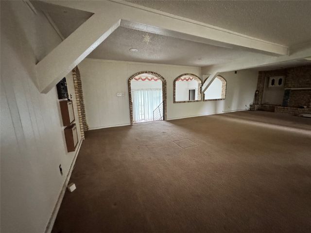 3909 Smothers Road, Caney City, TX 75148
