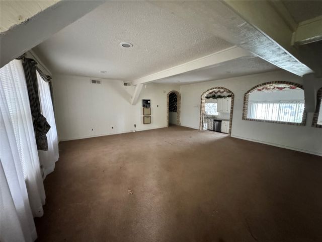 3909 Smothers Road, Caney City, TX 75148