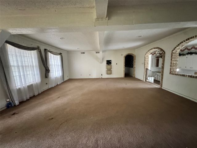 3909 Smothers Road, Caney City, TX 75148