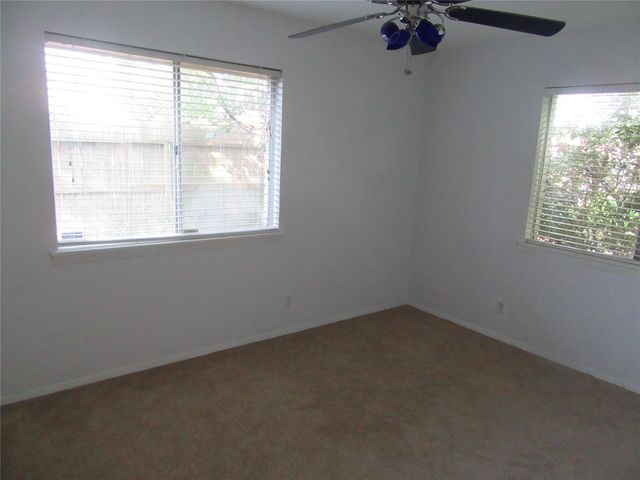 2912 25th Street N, Houston, TX 77590