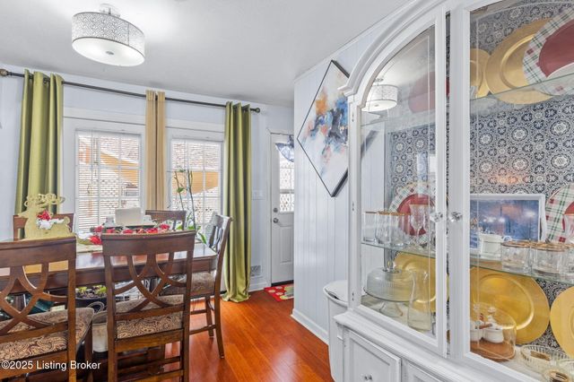 5314 Adkins Rd, Louisville, KY 40219