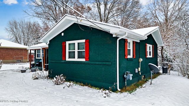 5314 Adkins Rd, Louisville, KY 40219