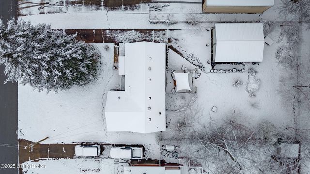 5314 Adkins Rd, Louisville, KY 40219